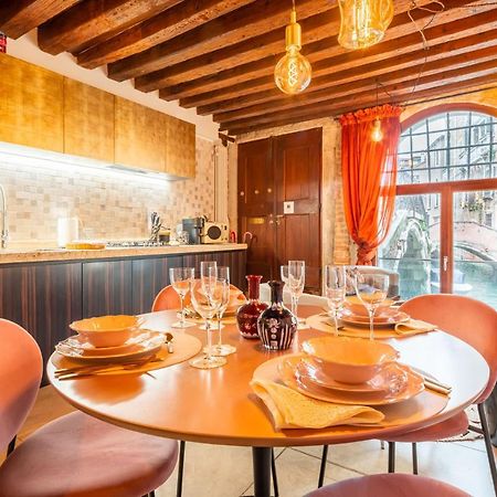 Casa Manina Sul Ponte - Your Private Canal View เวนิส ภายนอก รูปภาพ