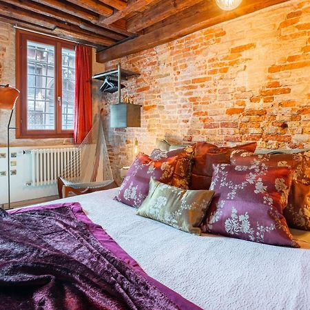 Casa Manina Sul Ponte - Your Private Canal View เวนิส ภายนอก รูปภาพ