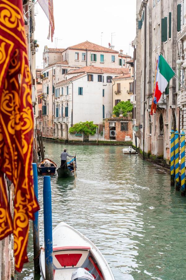Casa Manina Sul Ponte - Your Private Canal View เวนิส ภายนอก รูปภาพ