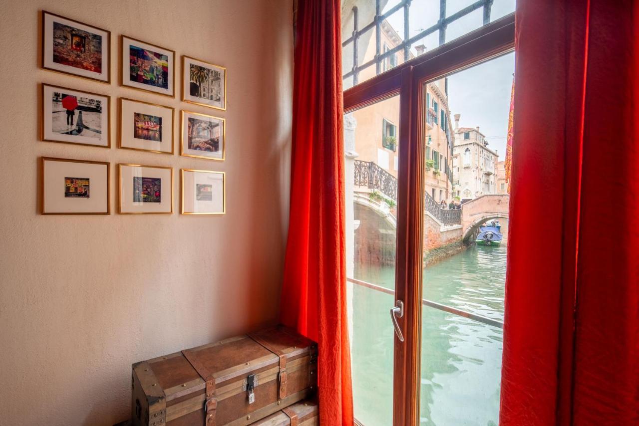 Casa Manina Sul Ponte - Your Private Canal View เวนิส ภายนอก รูปภาพ