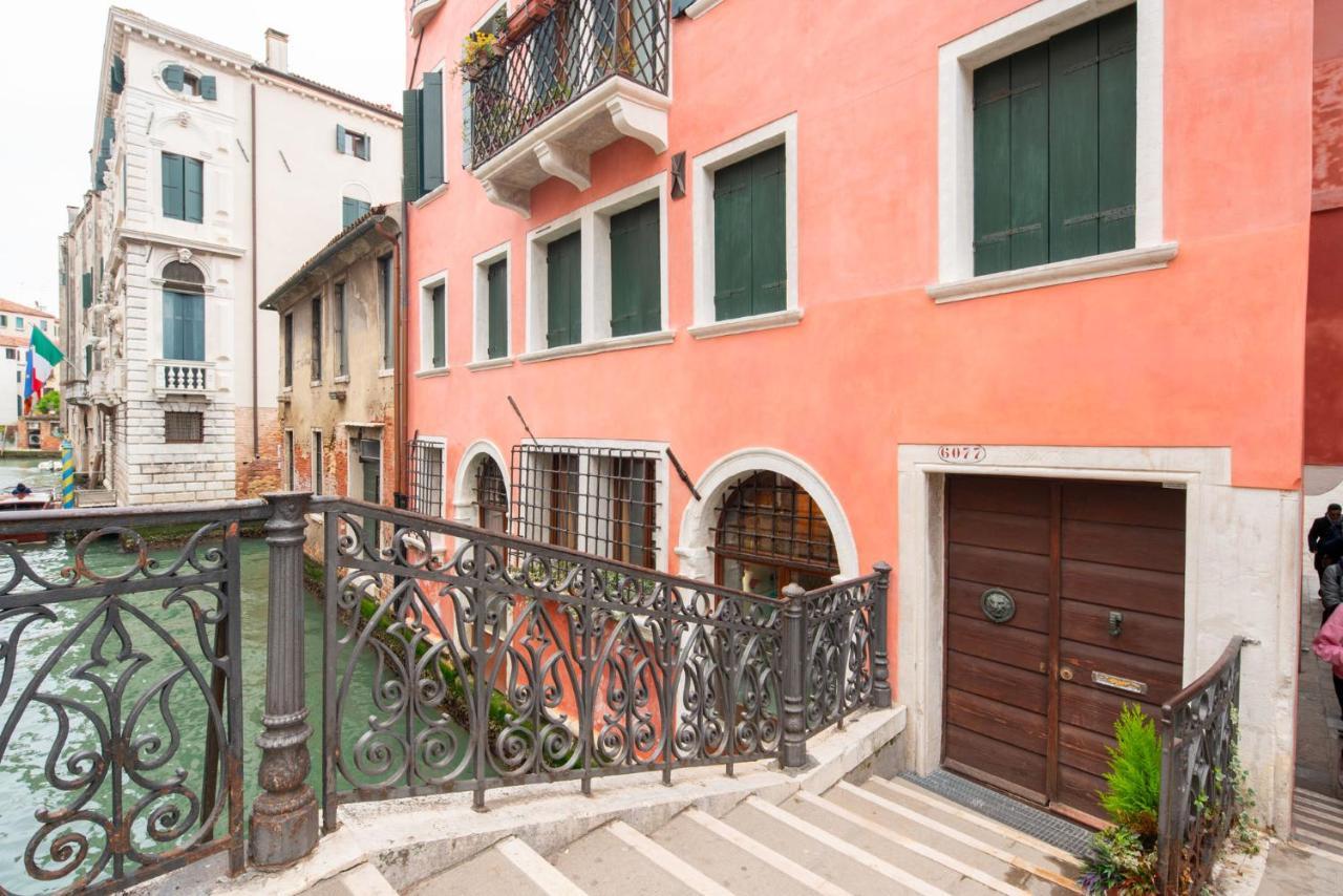 Casa Manina Sul Ponte - Your Private Canal View เวนิส ภายนอก รูปภาพ